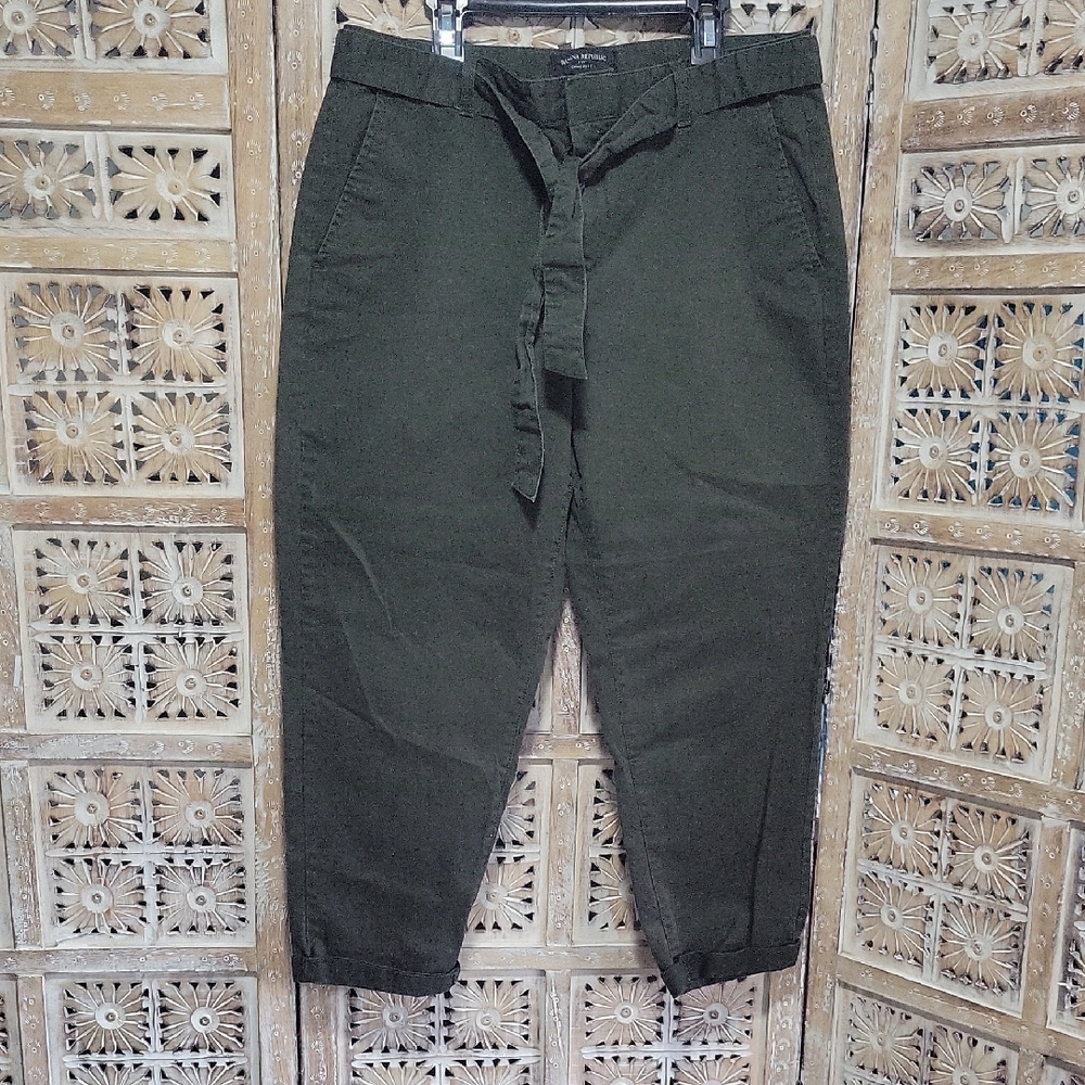 Banana Republic Green Chinos 8P